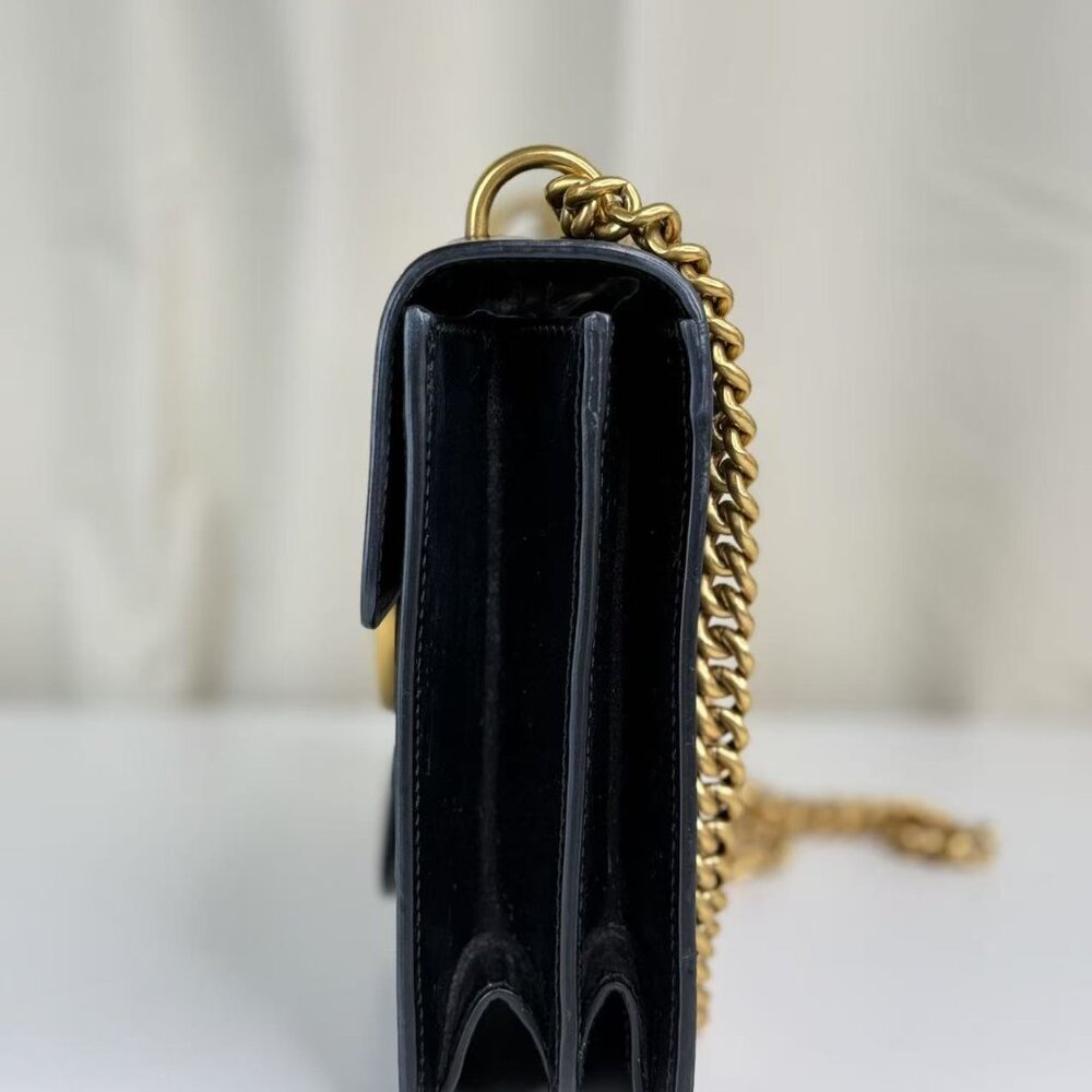 Gucci Black Leather Heart Marmont Shoulder Bag with Red Heart - Picture 2 of 10